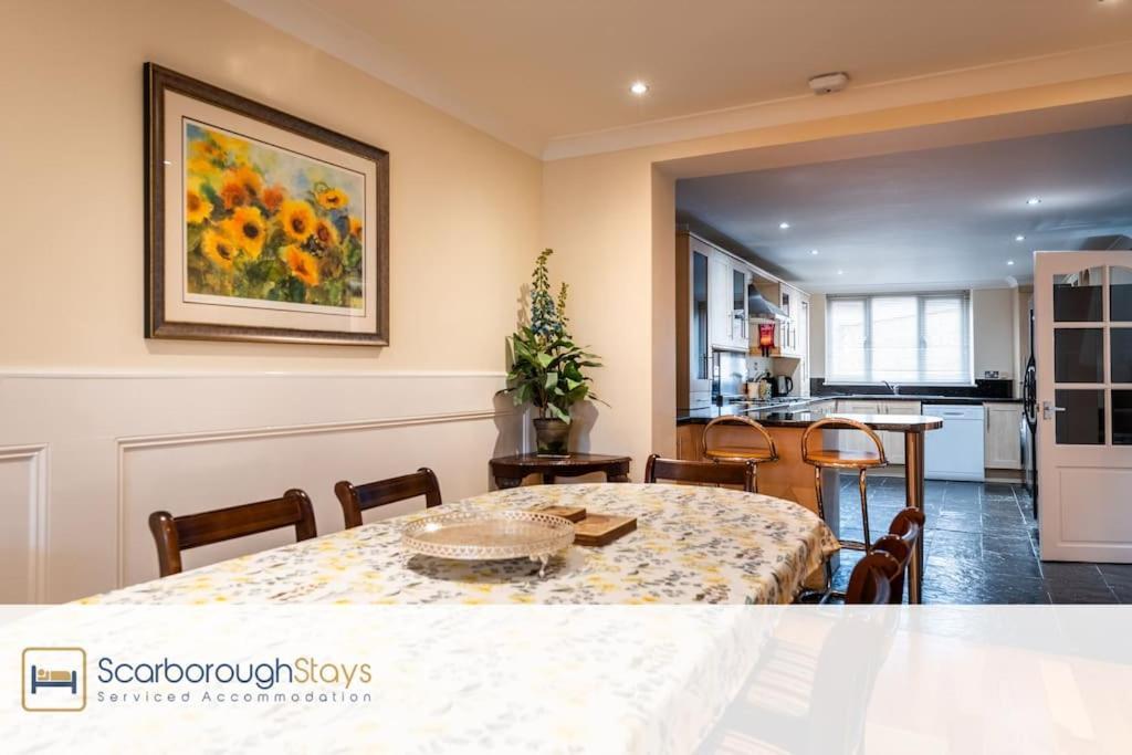 The Loft Apartment Скарборо Экстерьер фото